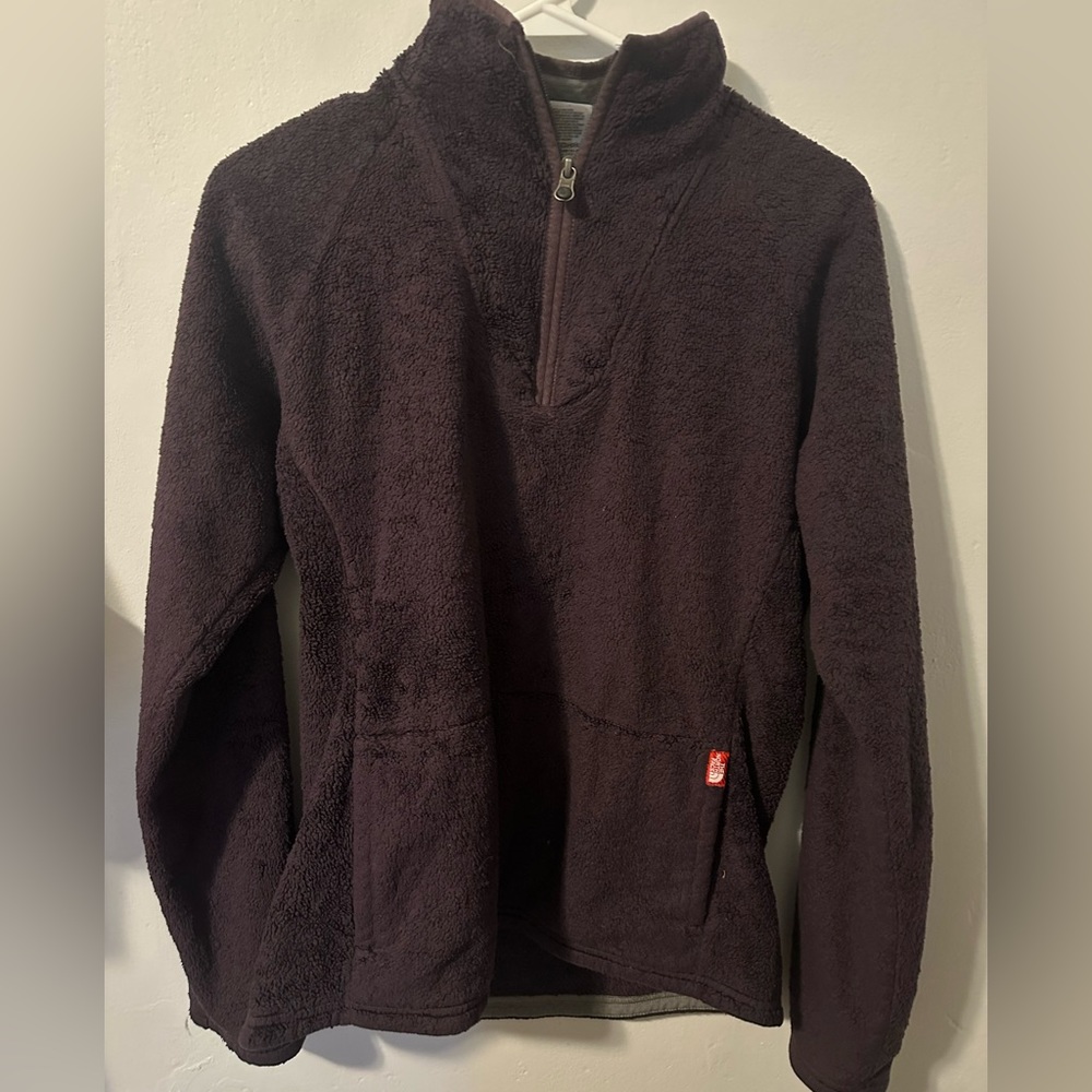fuzzy north face sweat shirt